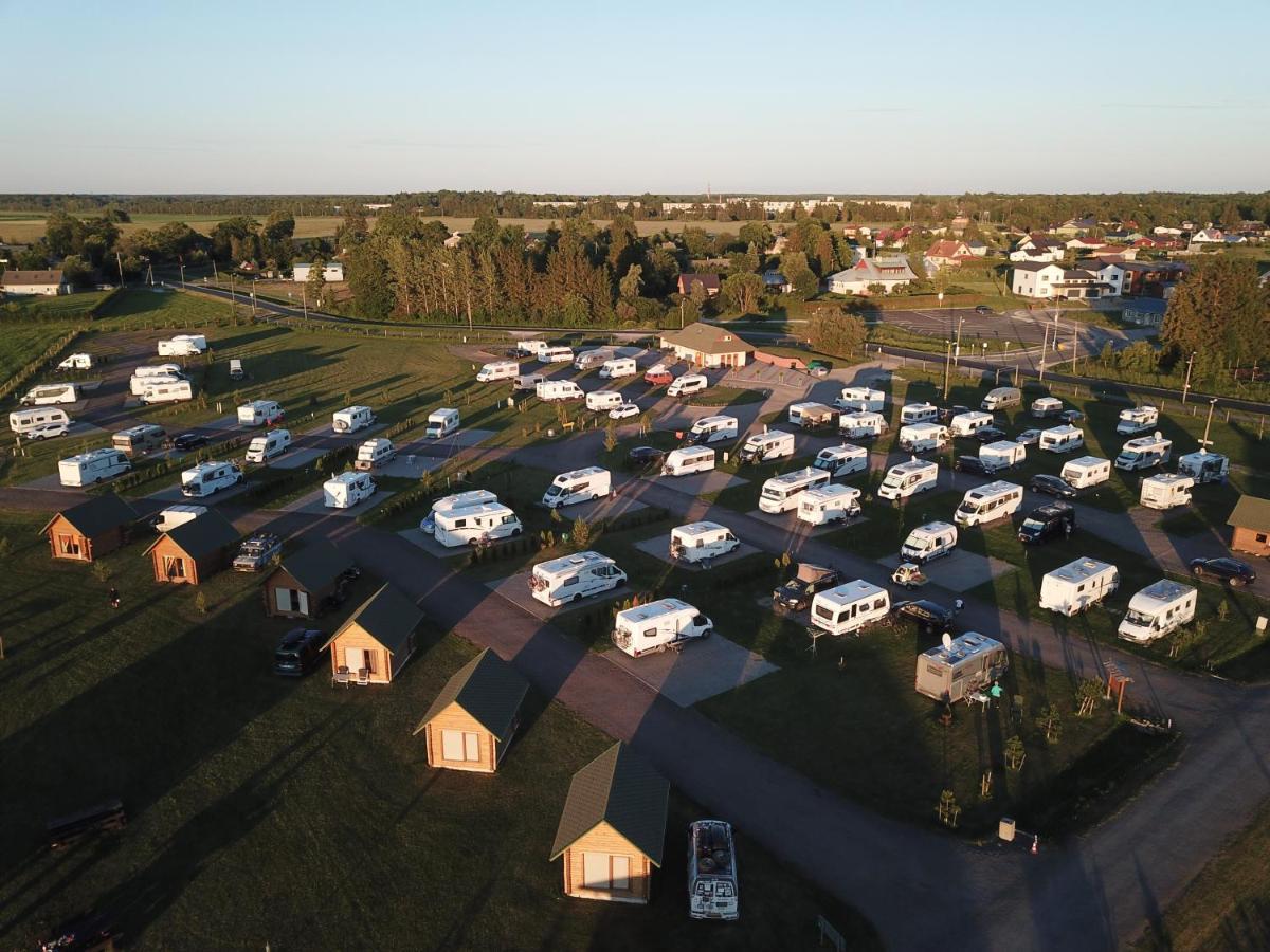Vanamoisa Caravan Park Saue Exterior photo